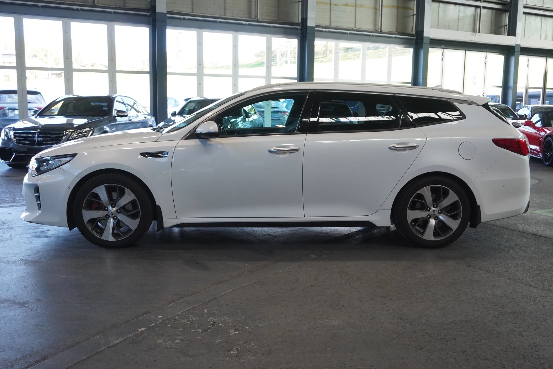 KIA Optima SW 2.0 T-GDI Style GT Automat MFK 12.8.2026 / Garantie 12 Monate-image-5