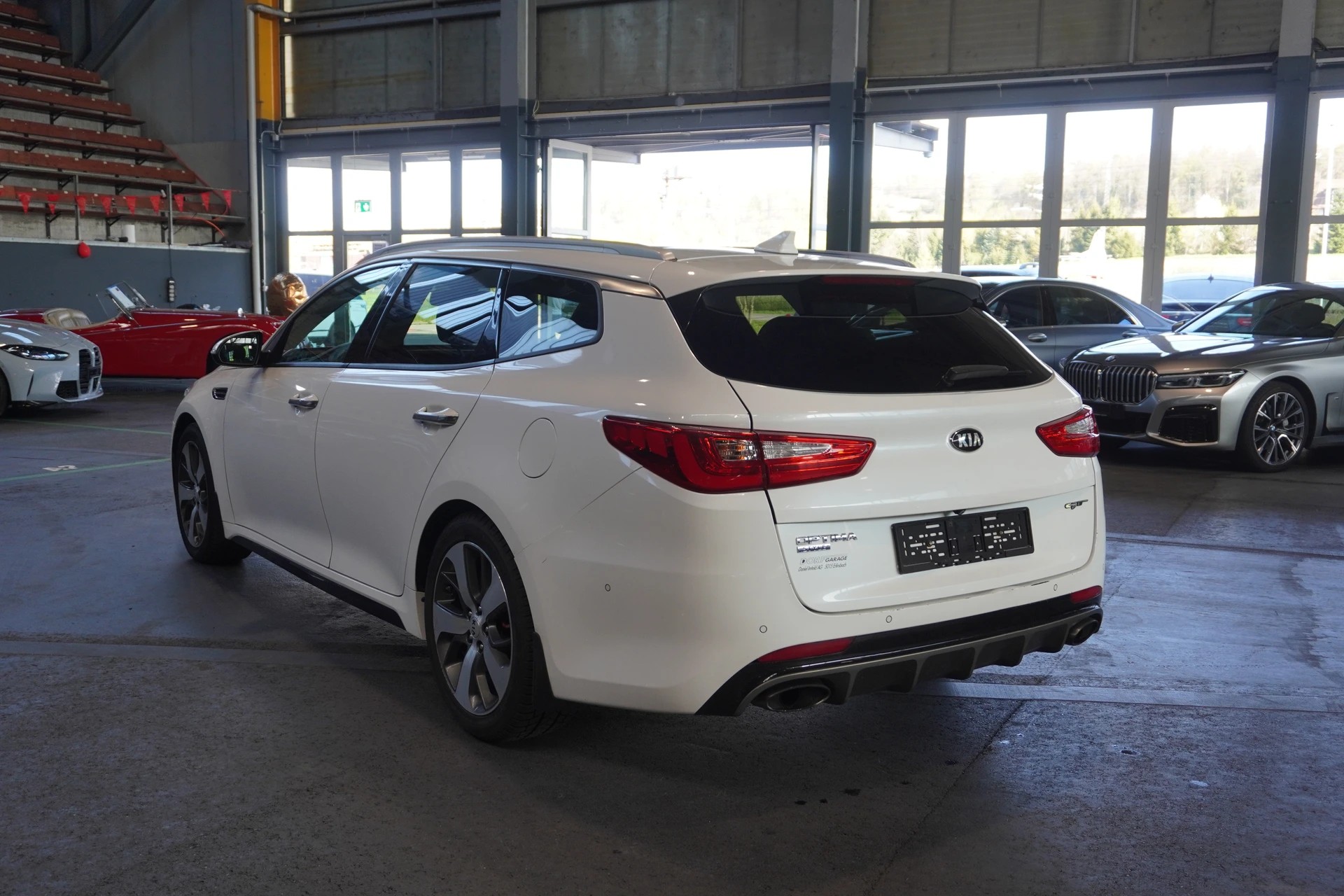 KIA Optima SW 2.0 T-GDI Style GT Automat MFK 12.8.2026 / Garantie 12 Monate-image-4