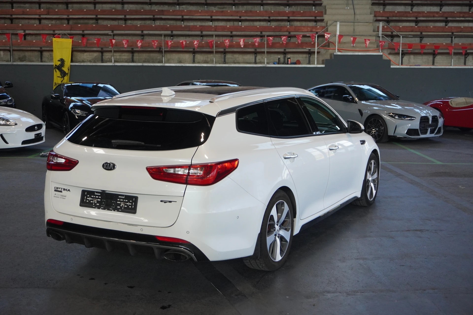 KIA Optima SW 2.0 T-GDI Style GT Automat MFK 12.8.2026 / Garantie 12 Monate-showroom-element-2