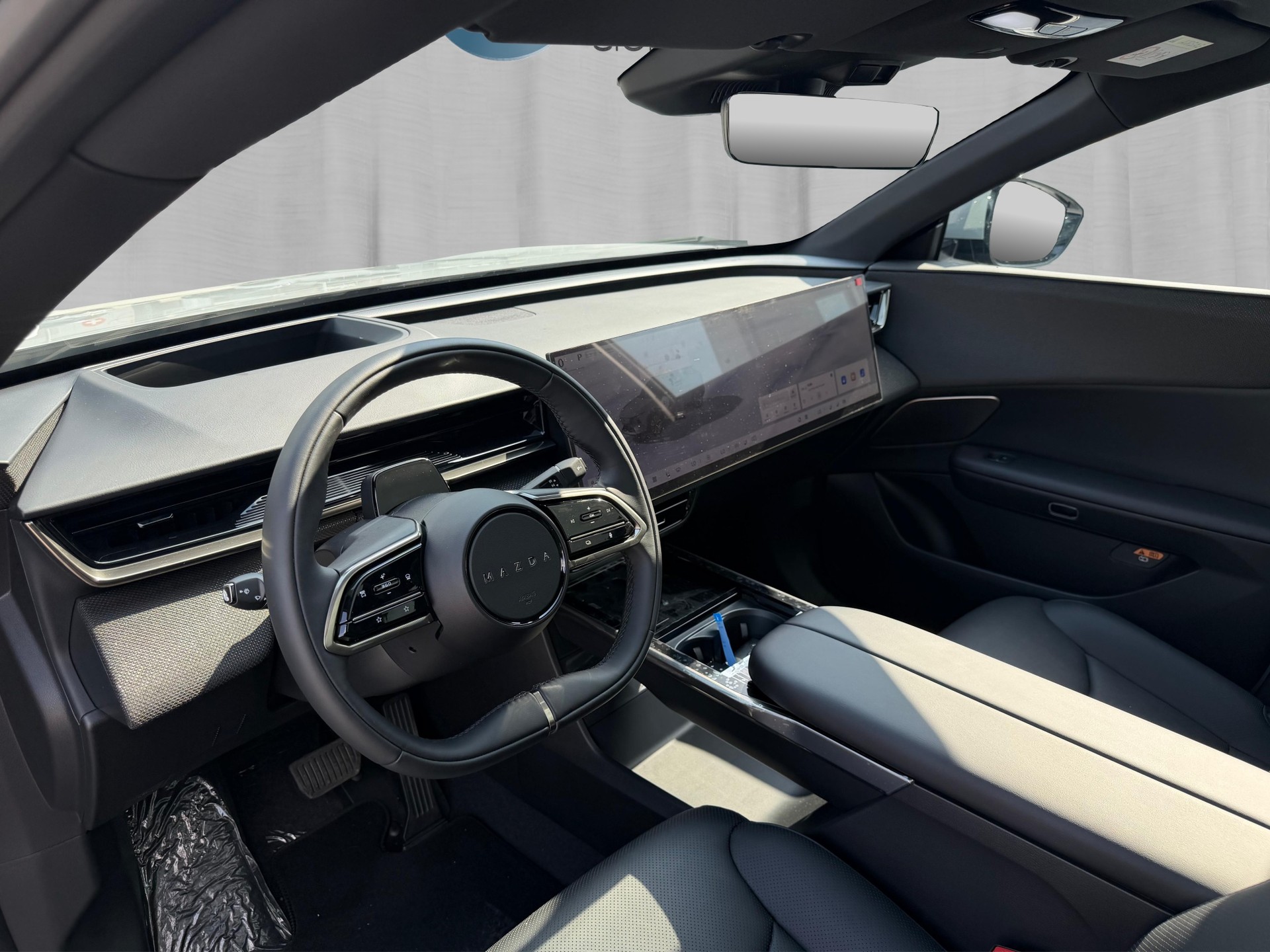 MAZDA CX-6e Takumi 21"-image-9