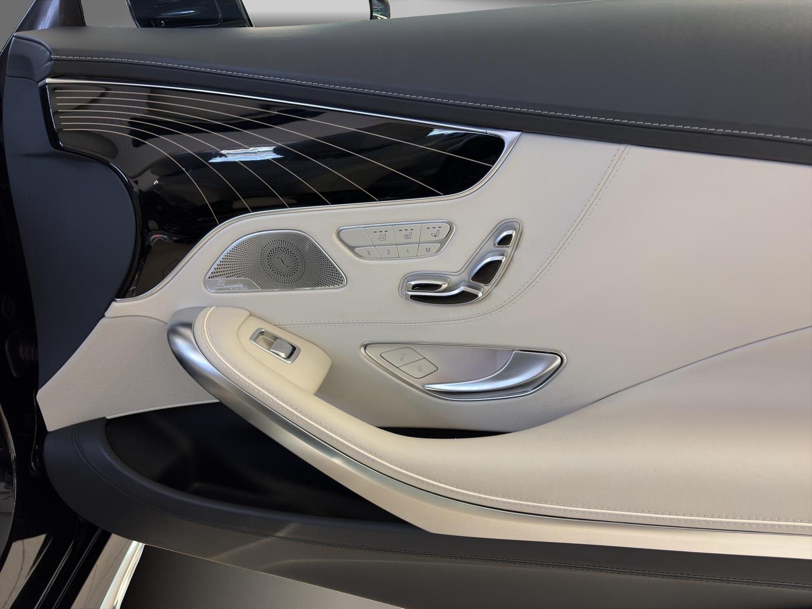 MERCEDES-BENZ S 63 V8 AMG 4matic+ Cabriolet-image-19