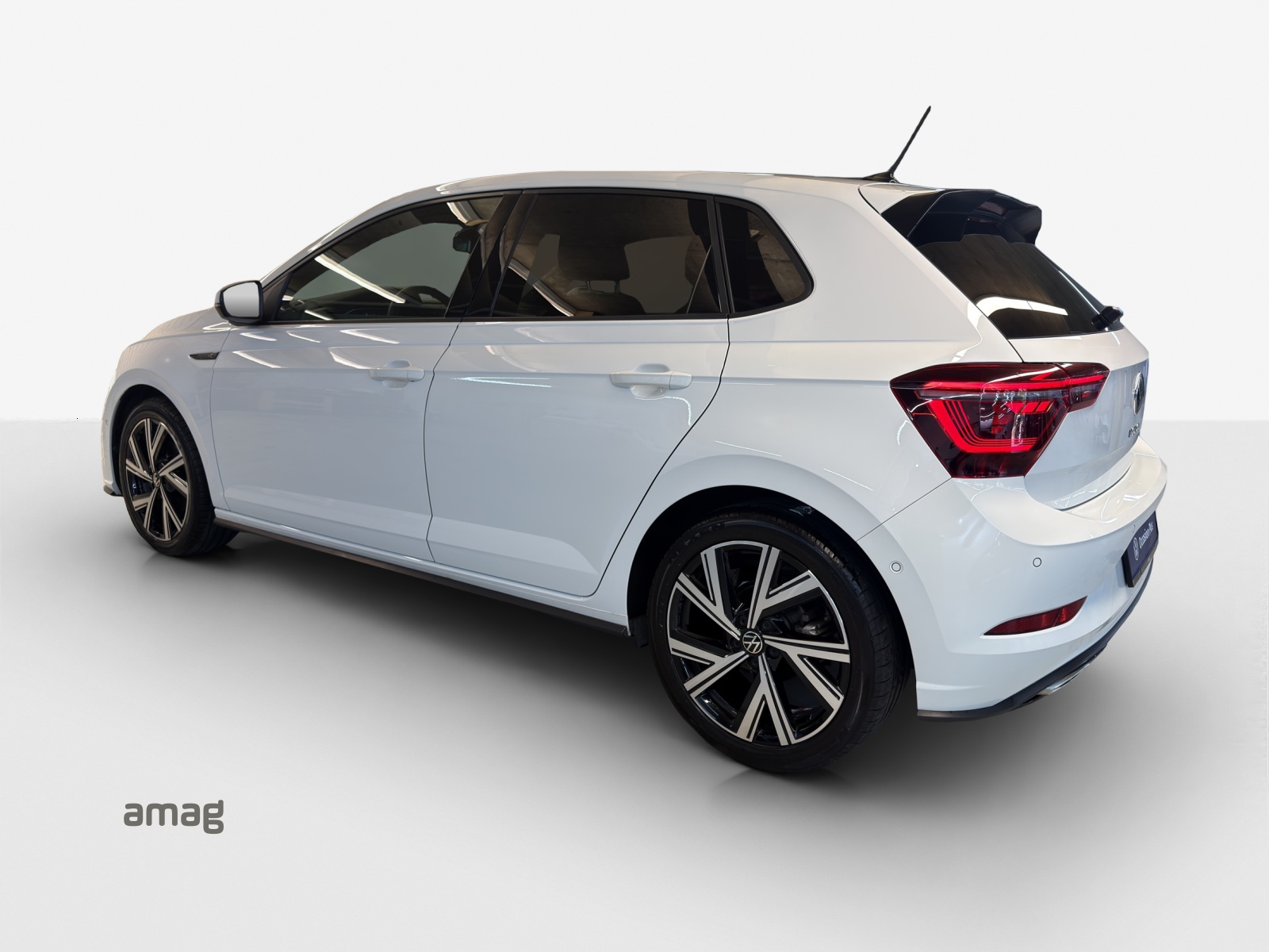 VW Polo 1.0 TSI R-Line DSG-showroom-element-2