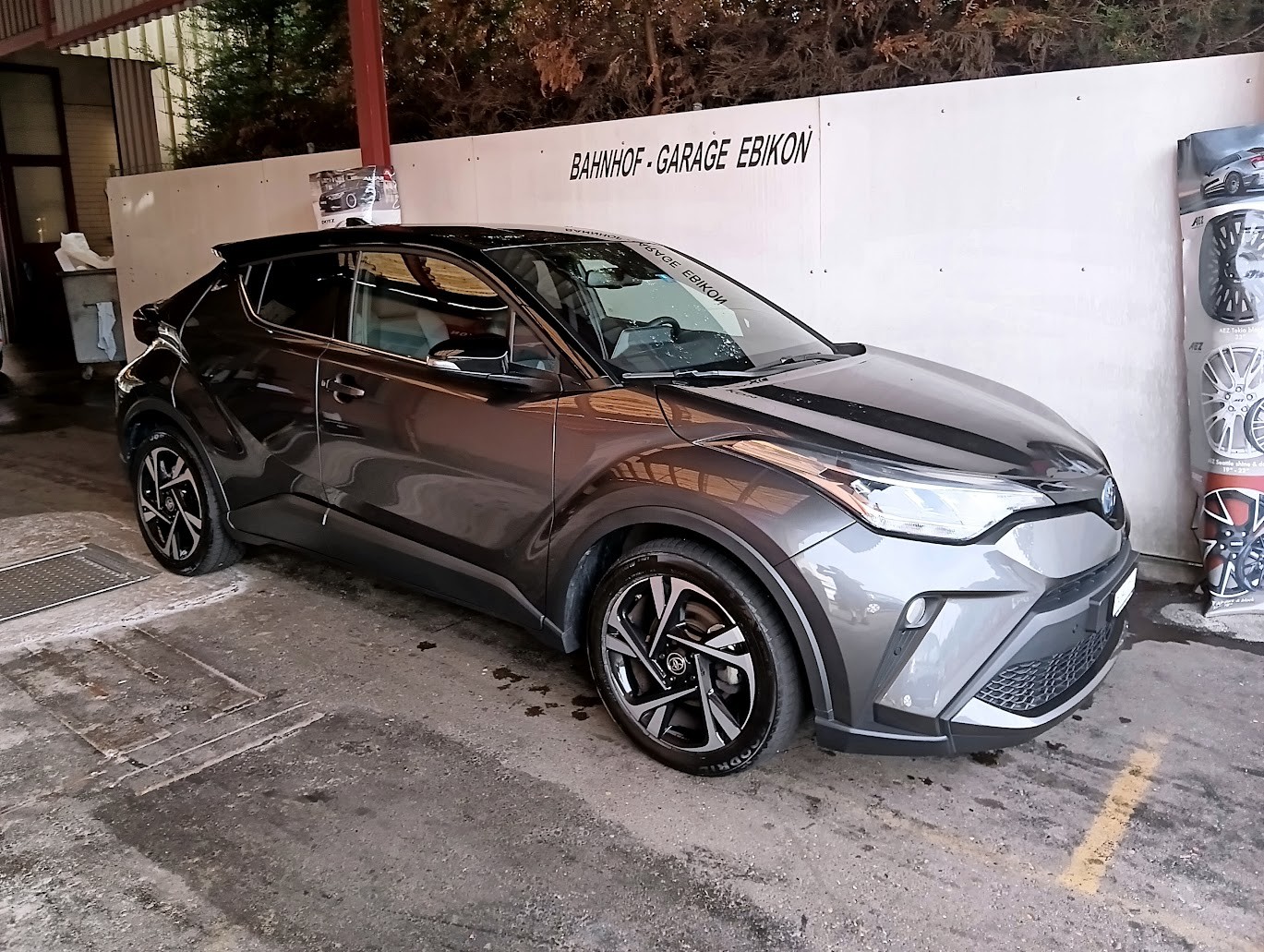 TOYOTA C-HR 1.8 HSD CVT Trend