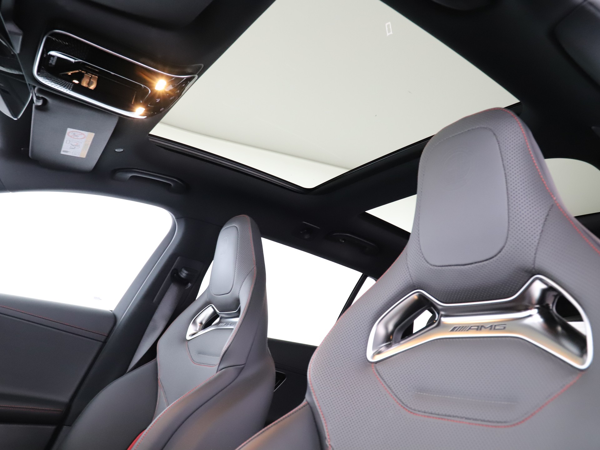 MERCEDES-BENZ C 63 AMG S T E Perf.-image-13