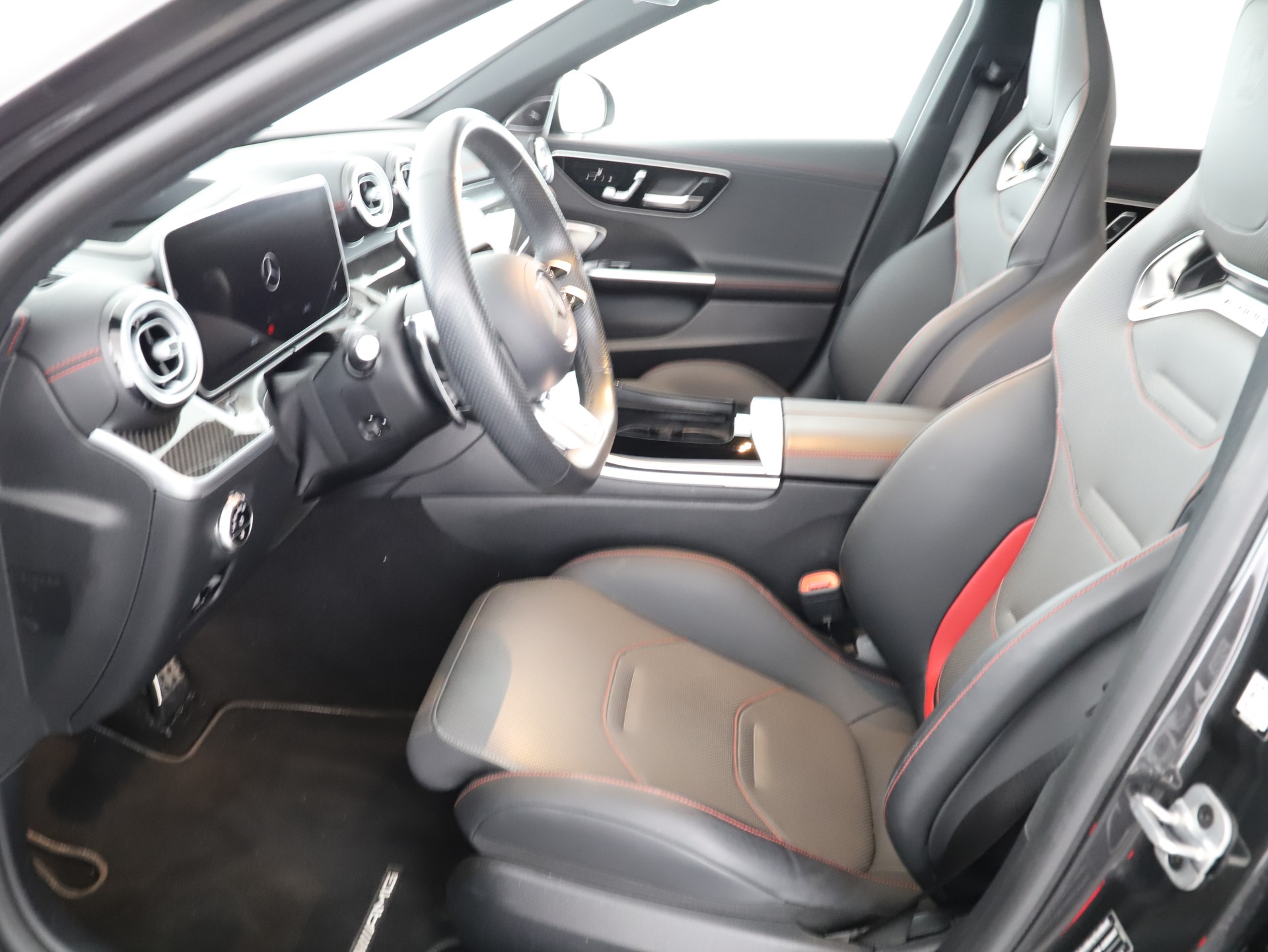 MERCEDES-BENZ C 63 AMG S T E Perf.-image-8
