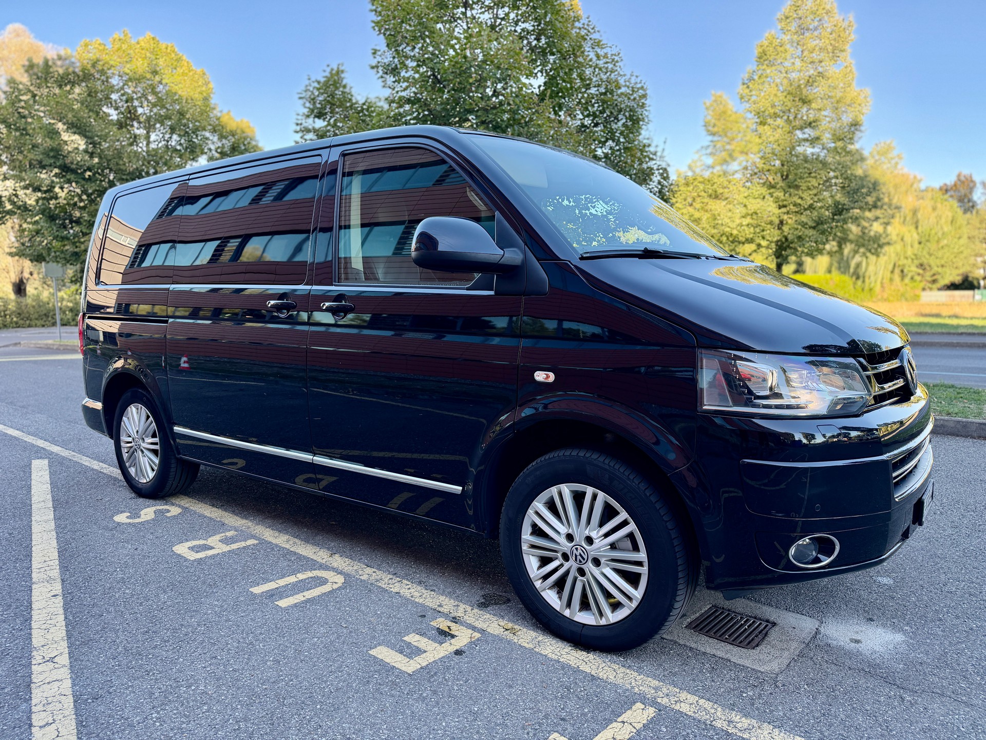 VW Multivan 7 places Full options 180ch