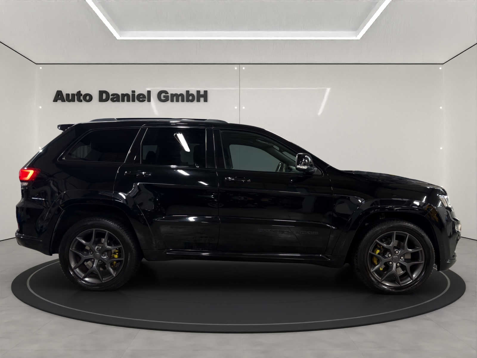 JEEP Grand Cherokee 3.0 CRD Limited Automatic-image-4