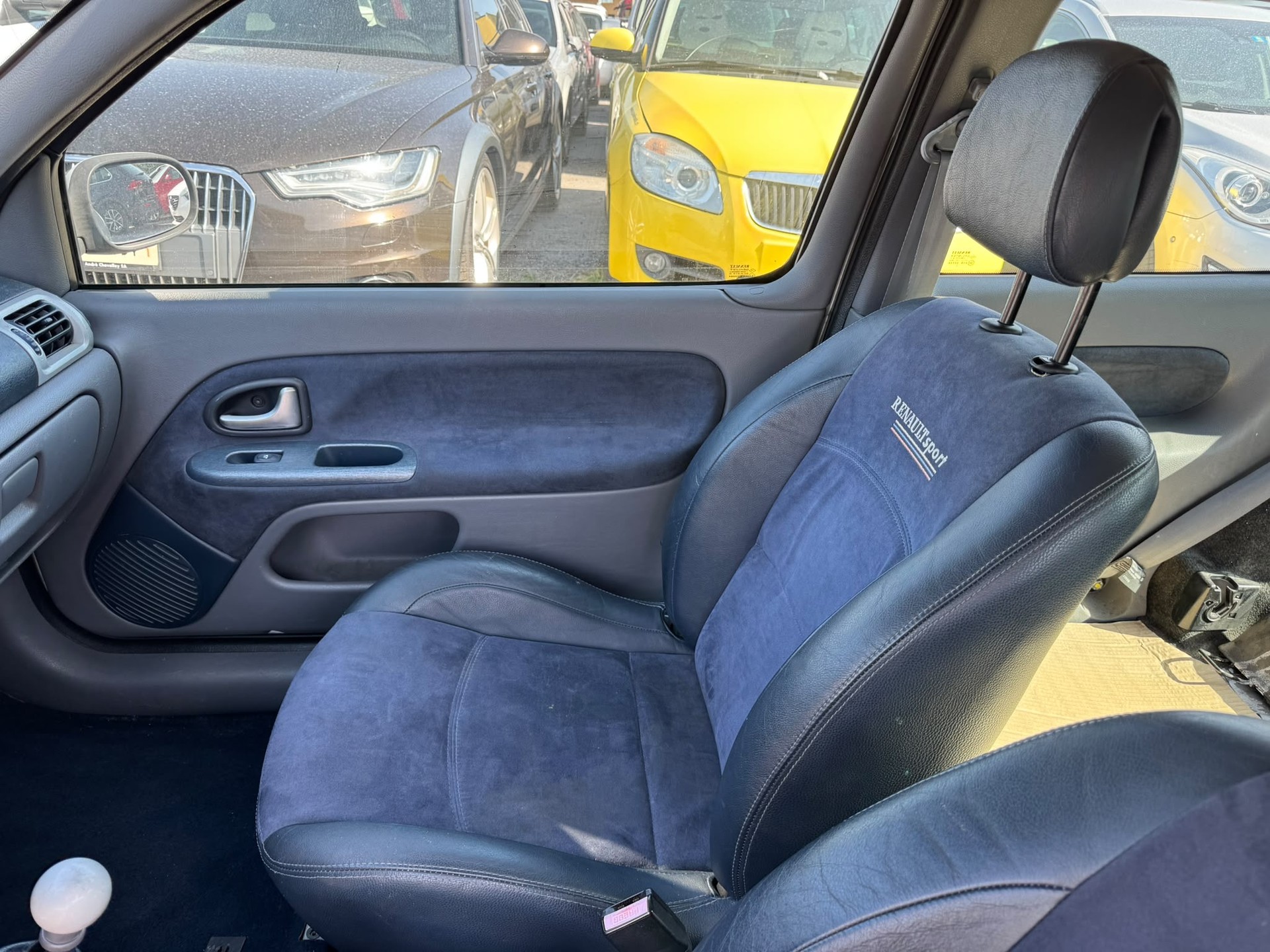 RENAULT Clio 2.0 16V Sport-image-7