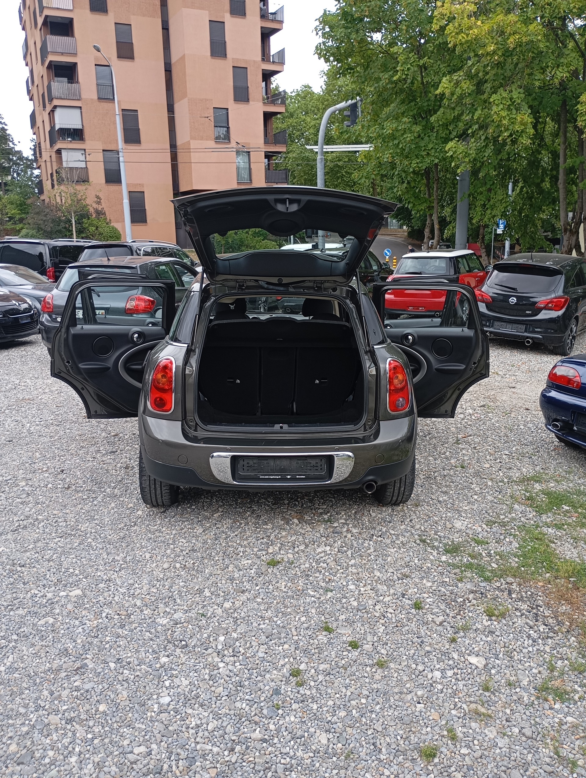 MINI Countryman One FWD-image-12