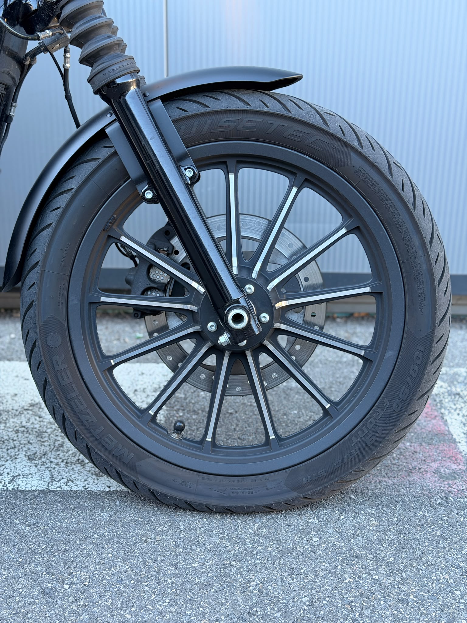 HARLEY-DAVIDSON XL 883N SPORTSTER IRON-image-10