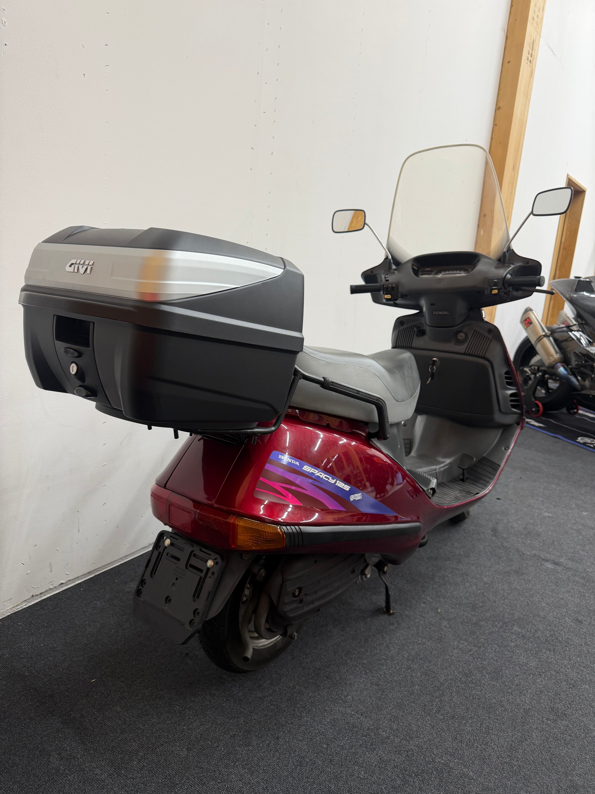 HONDA CH 125 Spacy Top-Case-image-5