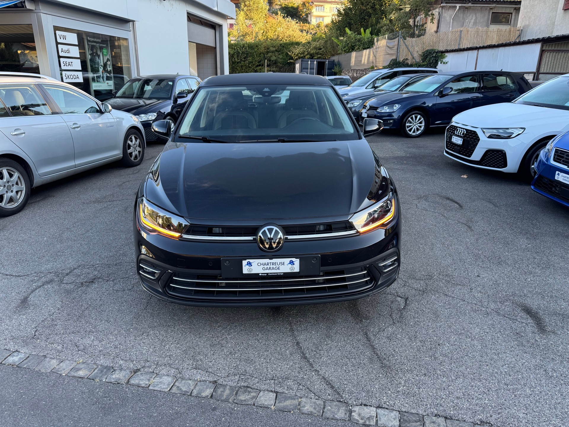 VW Polo 1.0 TSI Life DSG-showroom-element-1