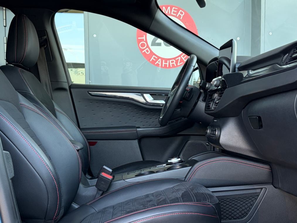FORD Kuga 2.0 TDCi EcoBlue ST-Line X 4WD-image-11