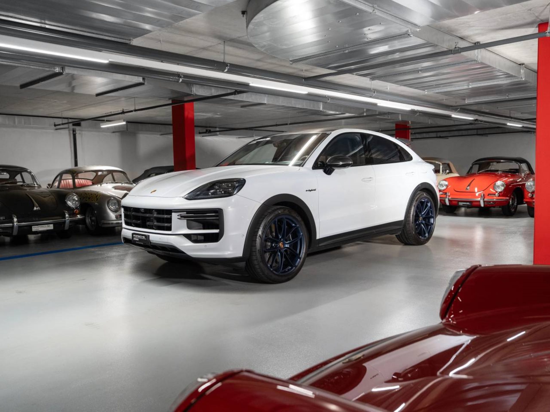 PORSCHE Cayenne Turbo E-Hybrid Coupé avec Paquet-GT
