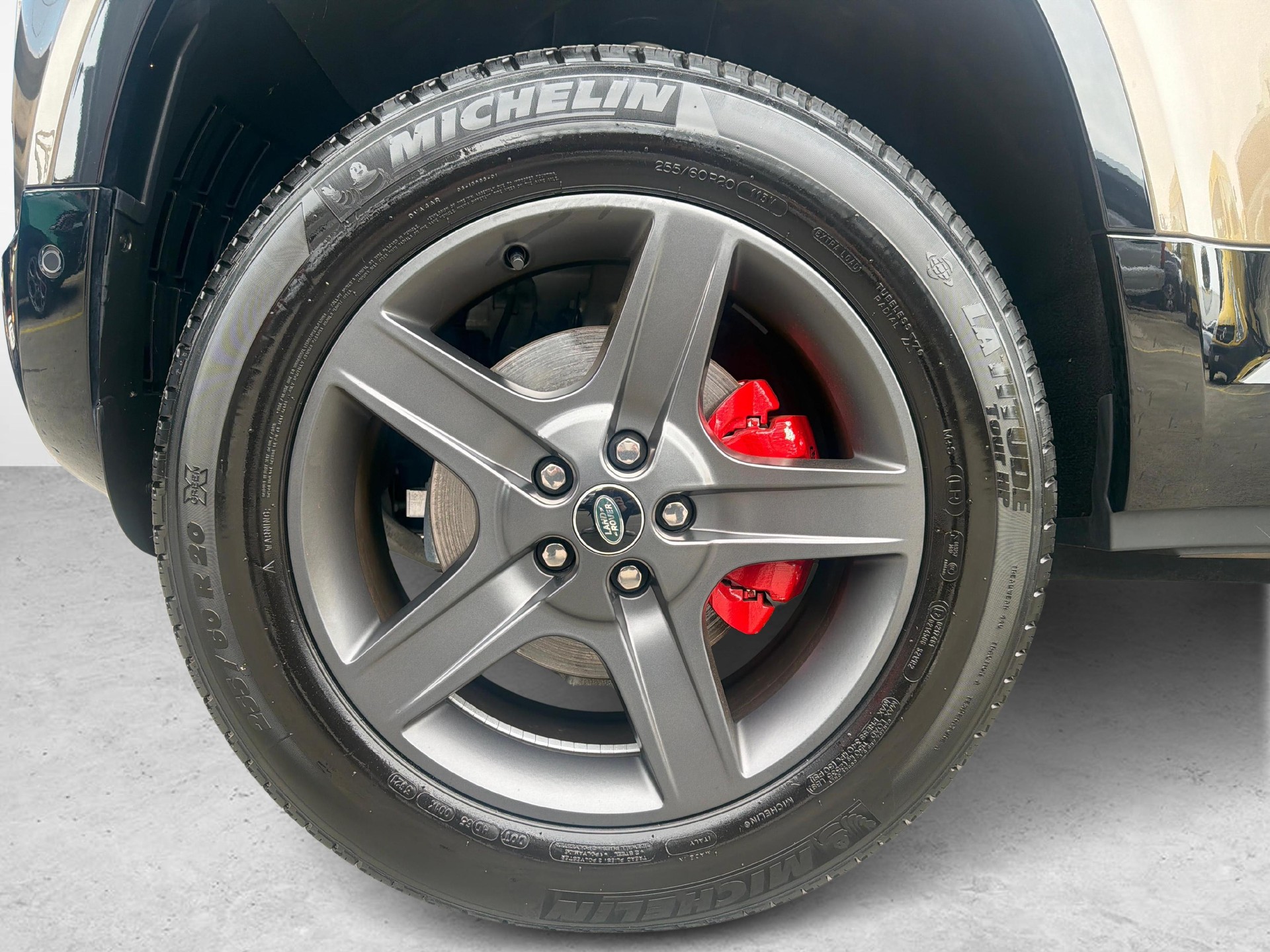 LAND ROVER Defender 90 3.0 D I6 X-Dynamic SE-image-10