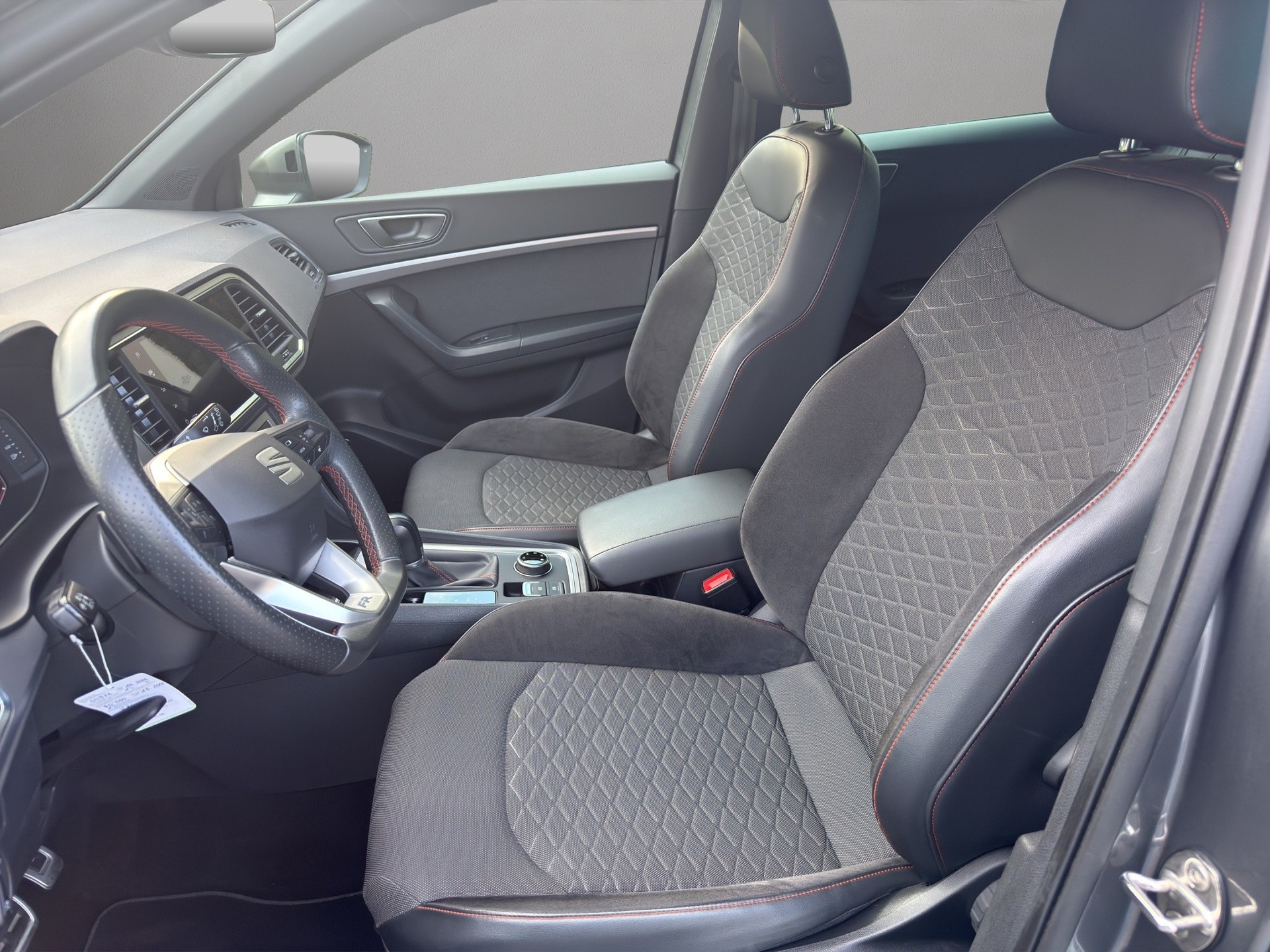 SEAT Ateca 2.0 TSI Hola FR 4Drive DSG-image-4