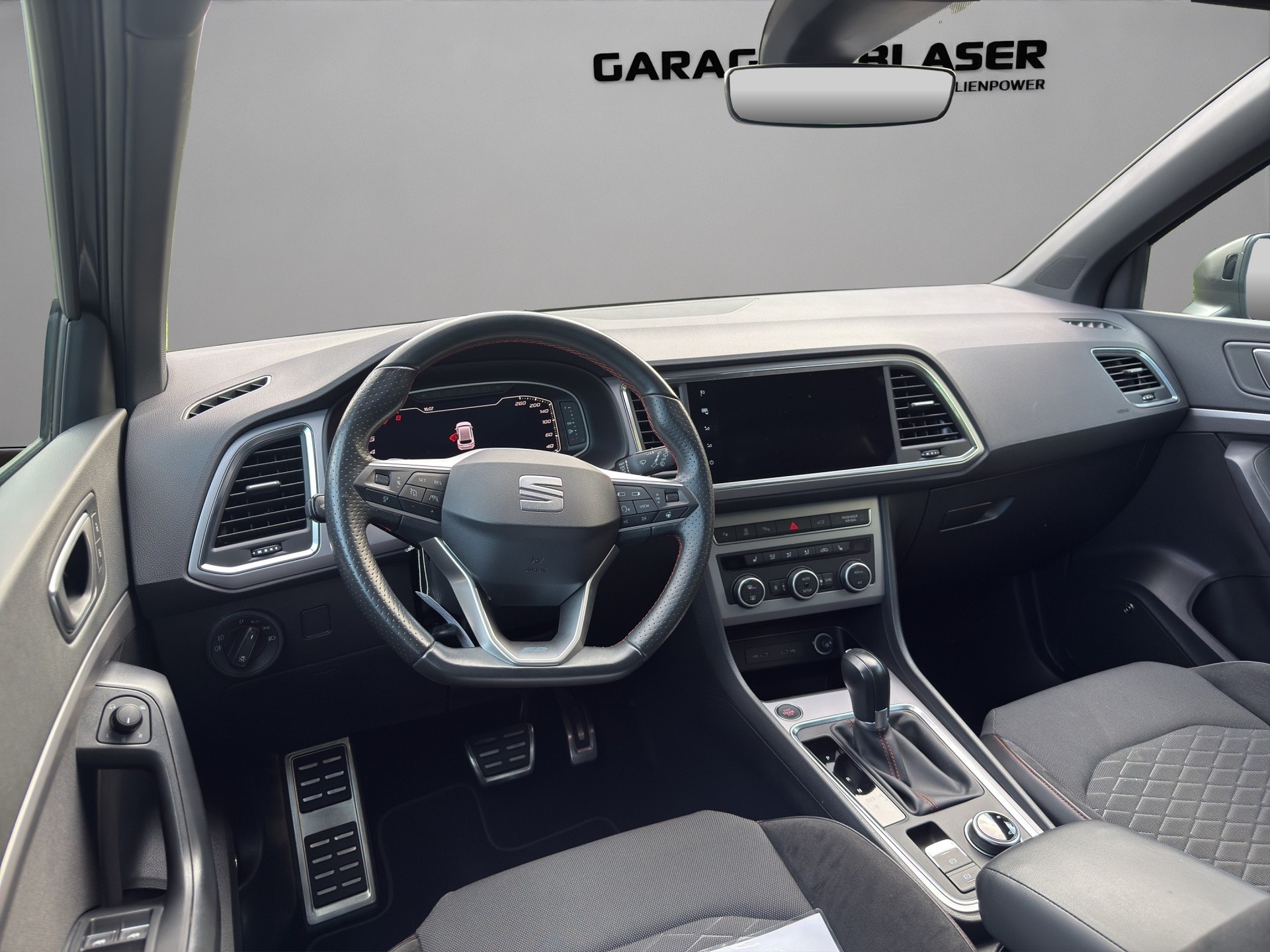 SEAT Ateca 2.0 TSI Hola FR 4Drive DSG-image-6