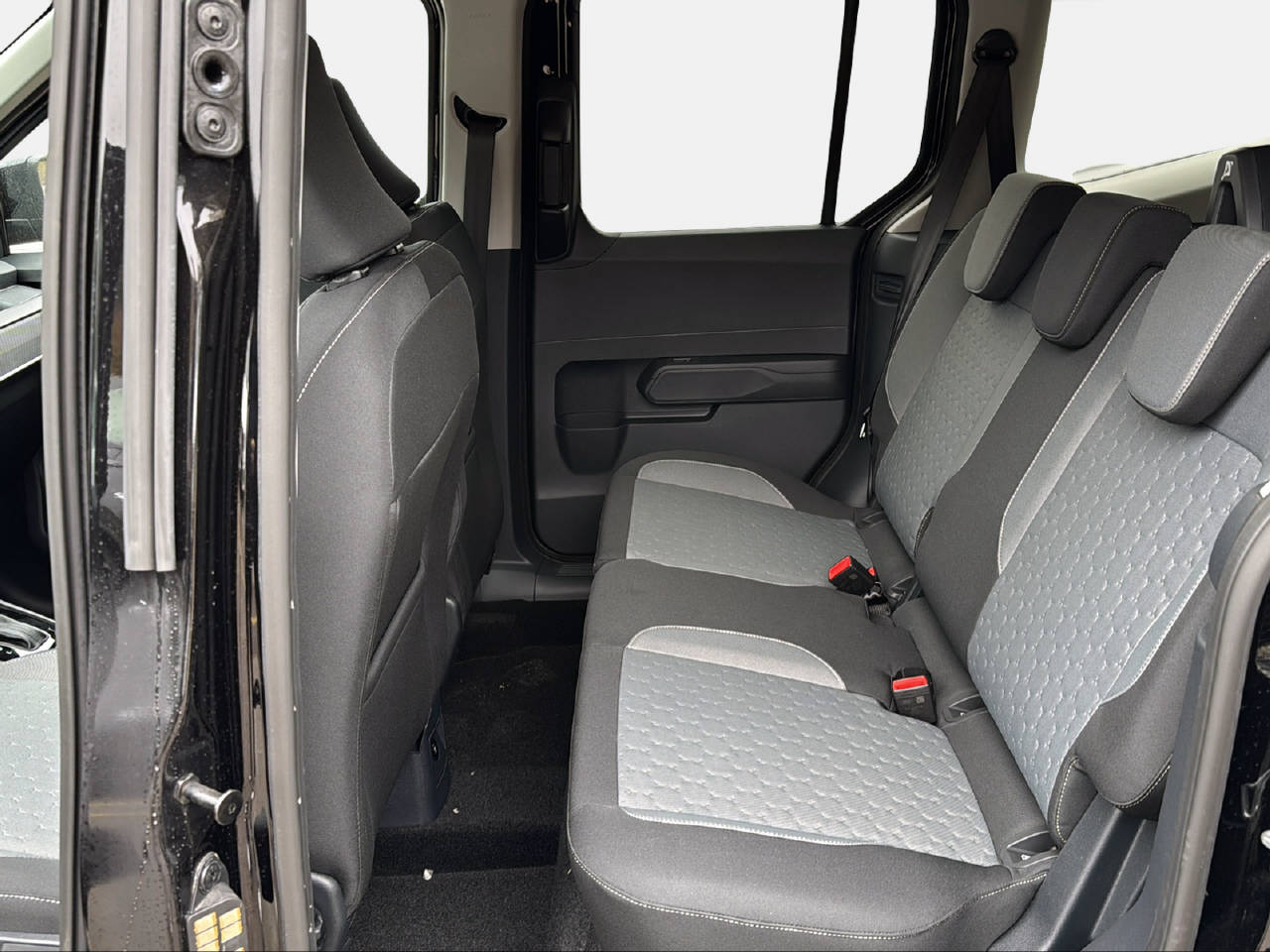 FORD TOURNEO COURIERier 1.0 EcoBoost Titanium-image-13