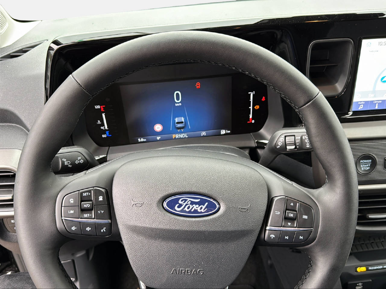 FORD TOURNEO COURIERier 1.0 EcoBoost Titanium-image-10