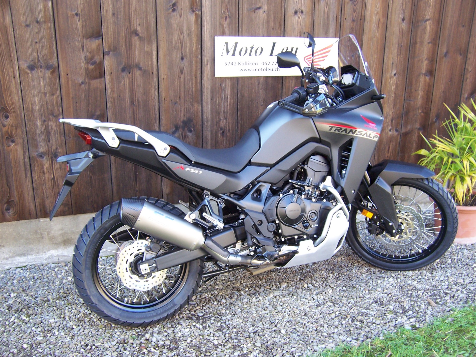 HONDA XL 750 Transalp Rally Edition-image-3