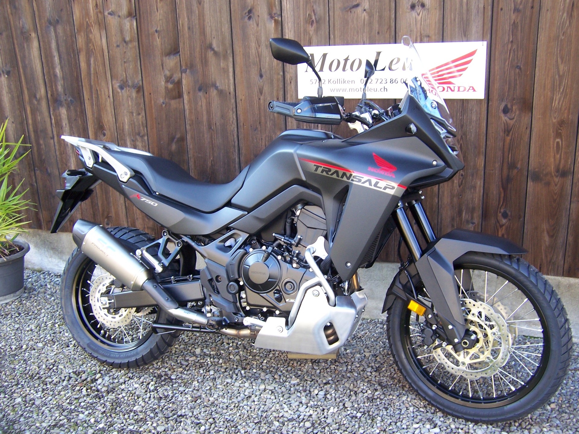 HONDA XL 750 Transalp Rally Edition-image-10