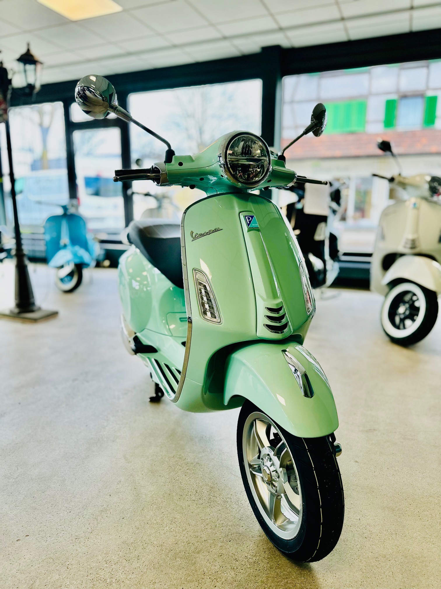 PIAGGIO Vespa 125 Primavera-image-0