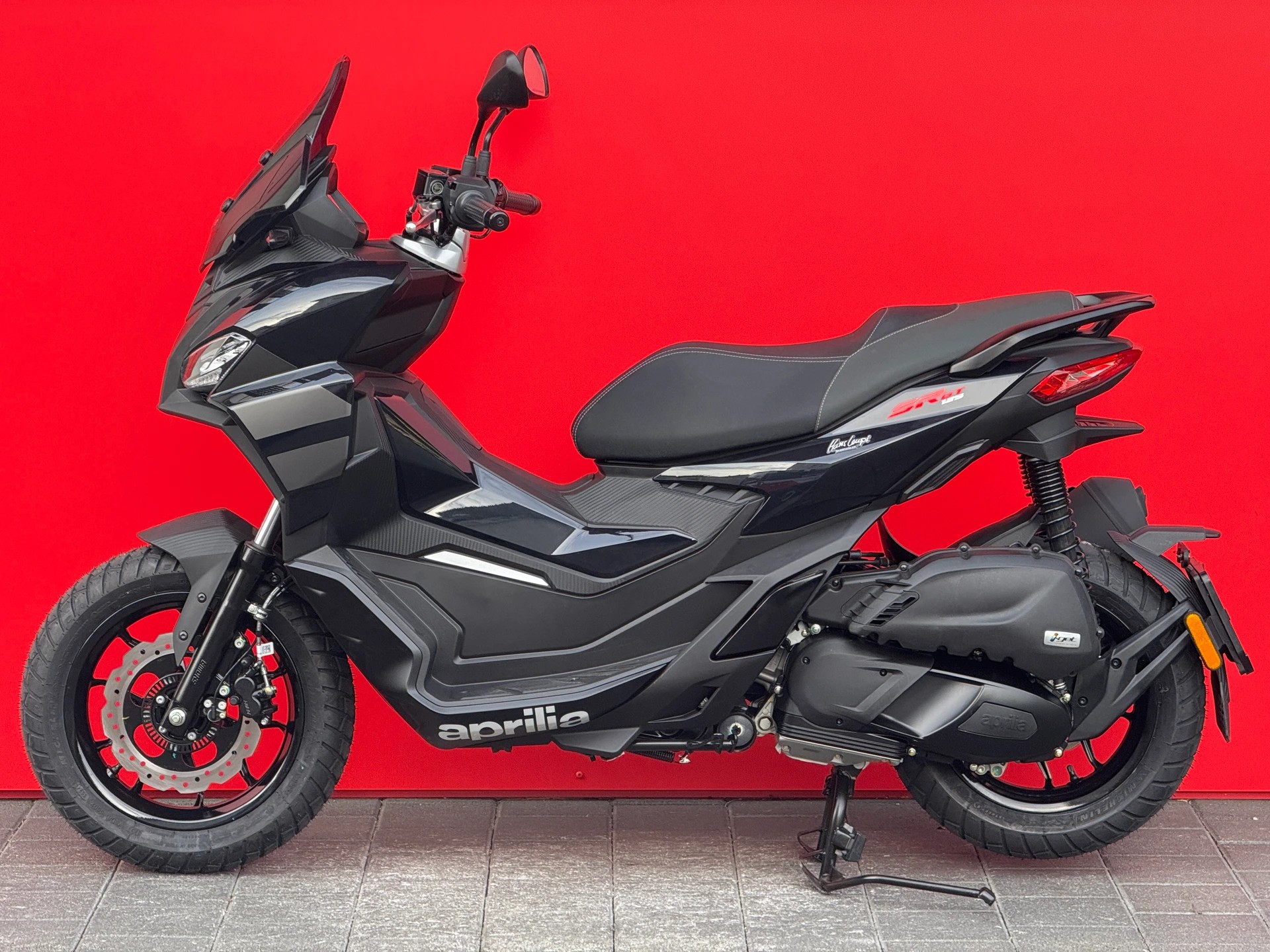 APRILIA SR 200 GT ABS E5+-image-11