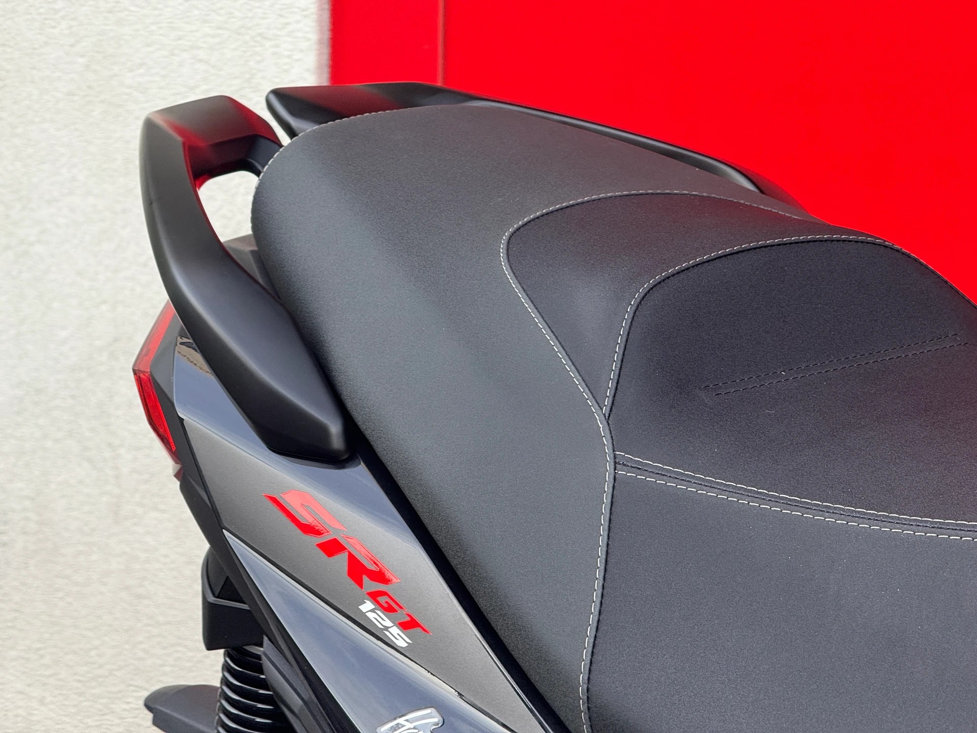 APRILIA SR 200 GT ABS E5+-image-2