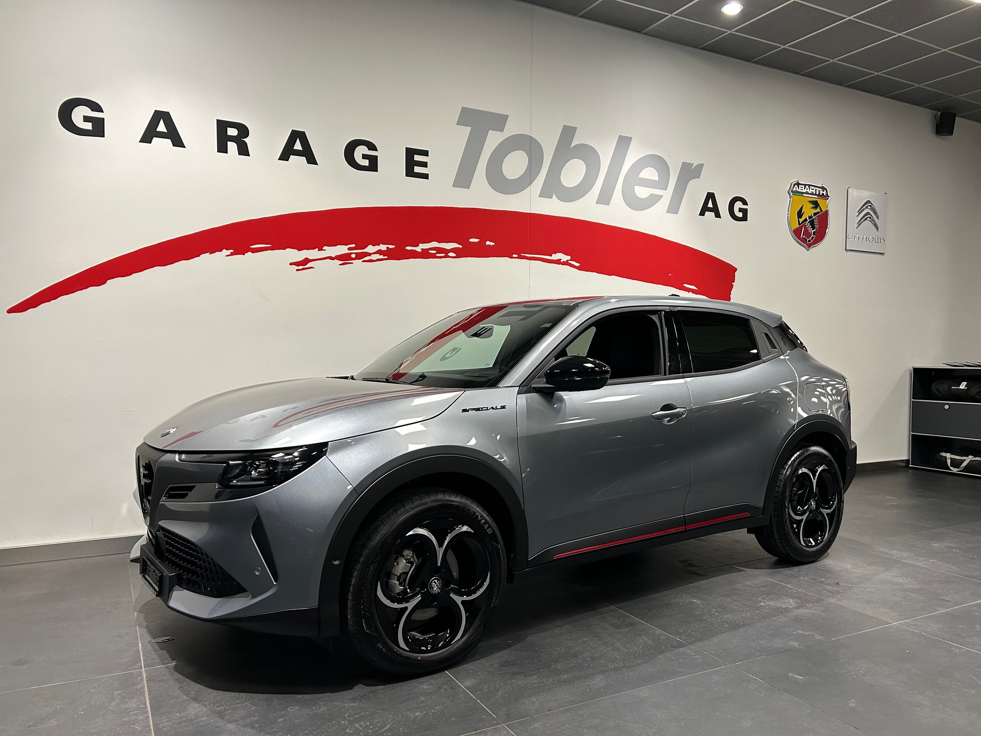 ALFA ROMEO Junior 1.2 48V Hybrid Speciale + Pack Tech-image-5