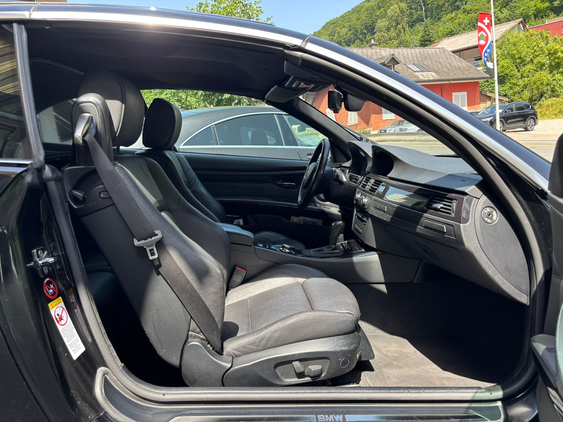 BMW 335i Cabriolet Steptronic-image-2