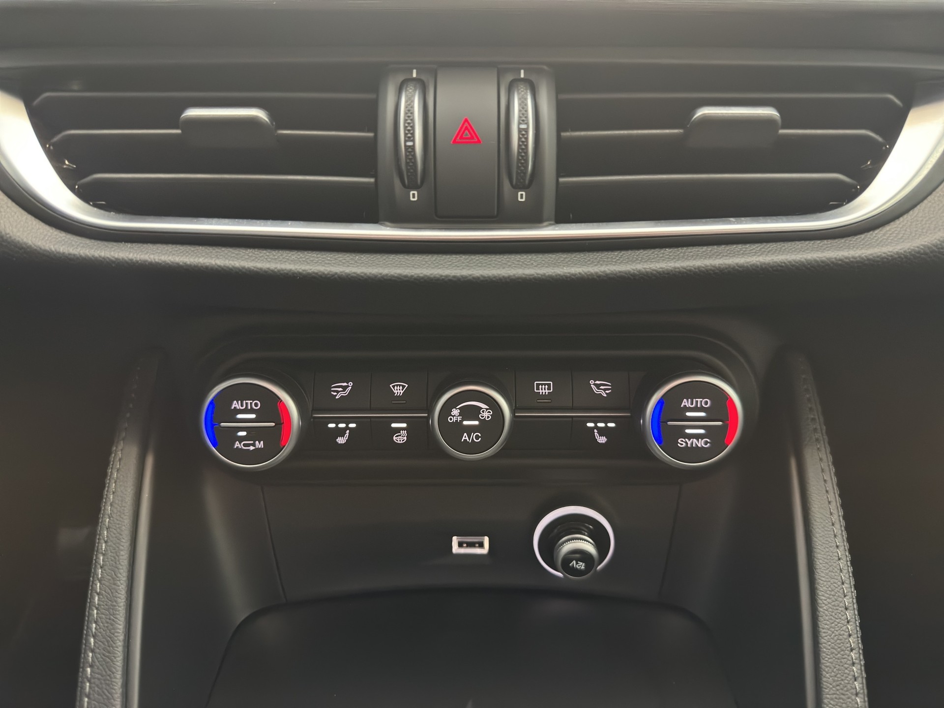 ALFA ROMEO Stelvio 2.0 Q4 Automatic-image-14