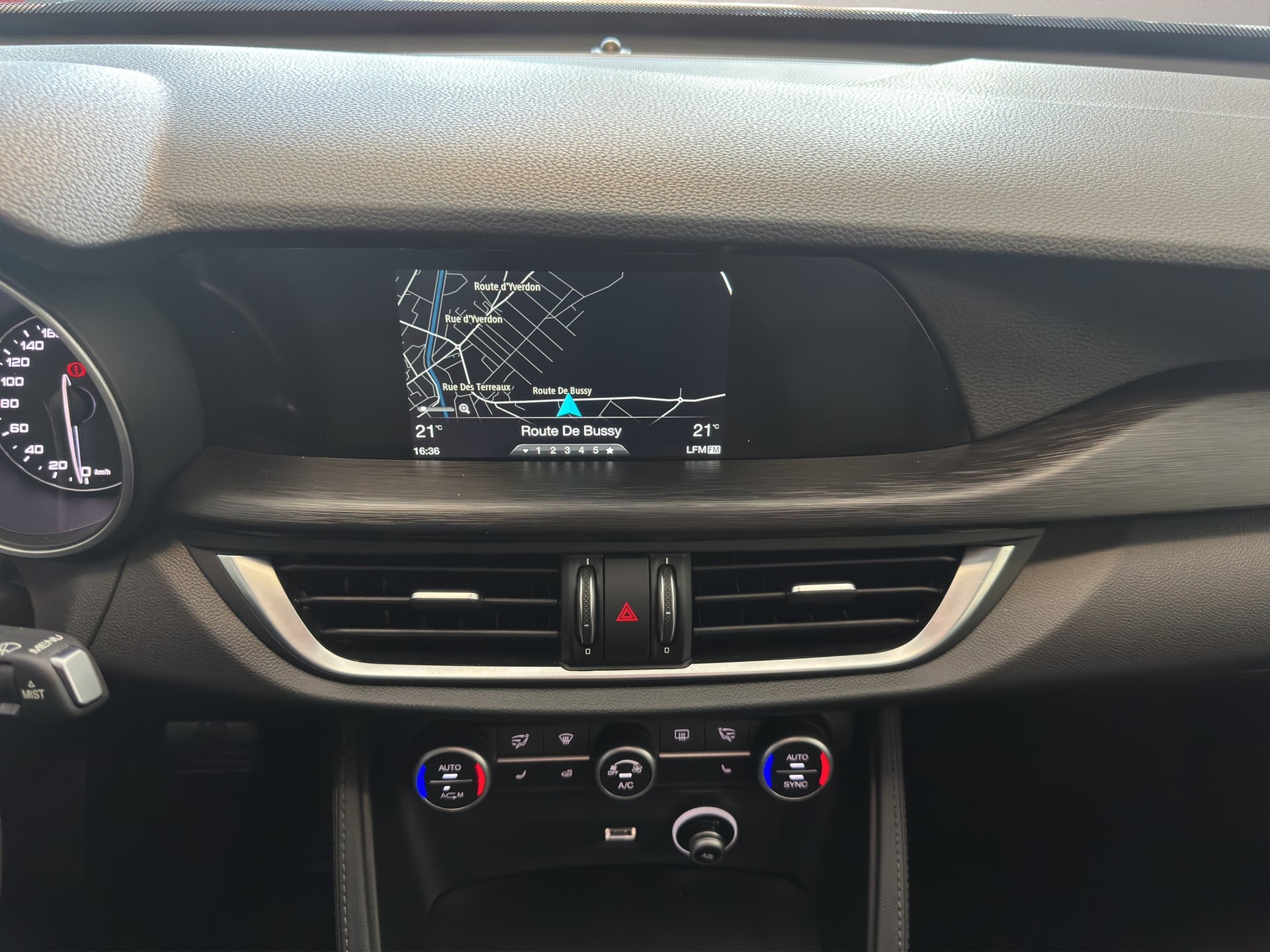 ALFA ROMEO Stelvio 2.0 Q4 Automatic-image-13
