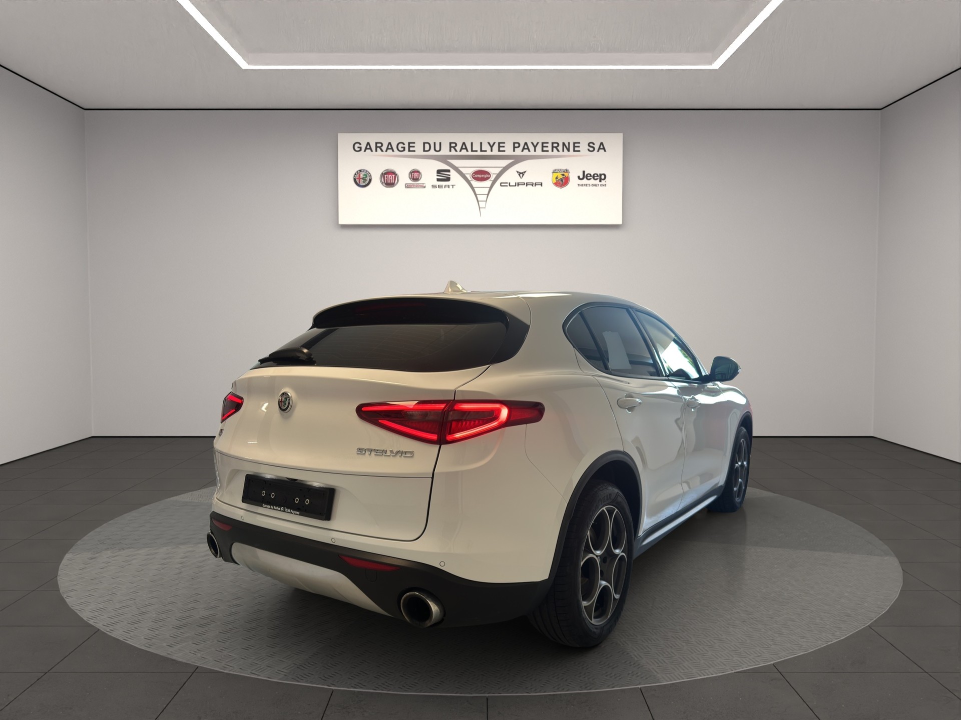 ALFA ROMEO Stelvio 2.0 Q4 Automatic-image-4