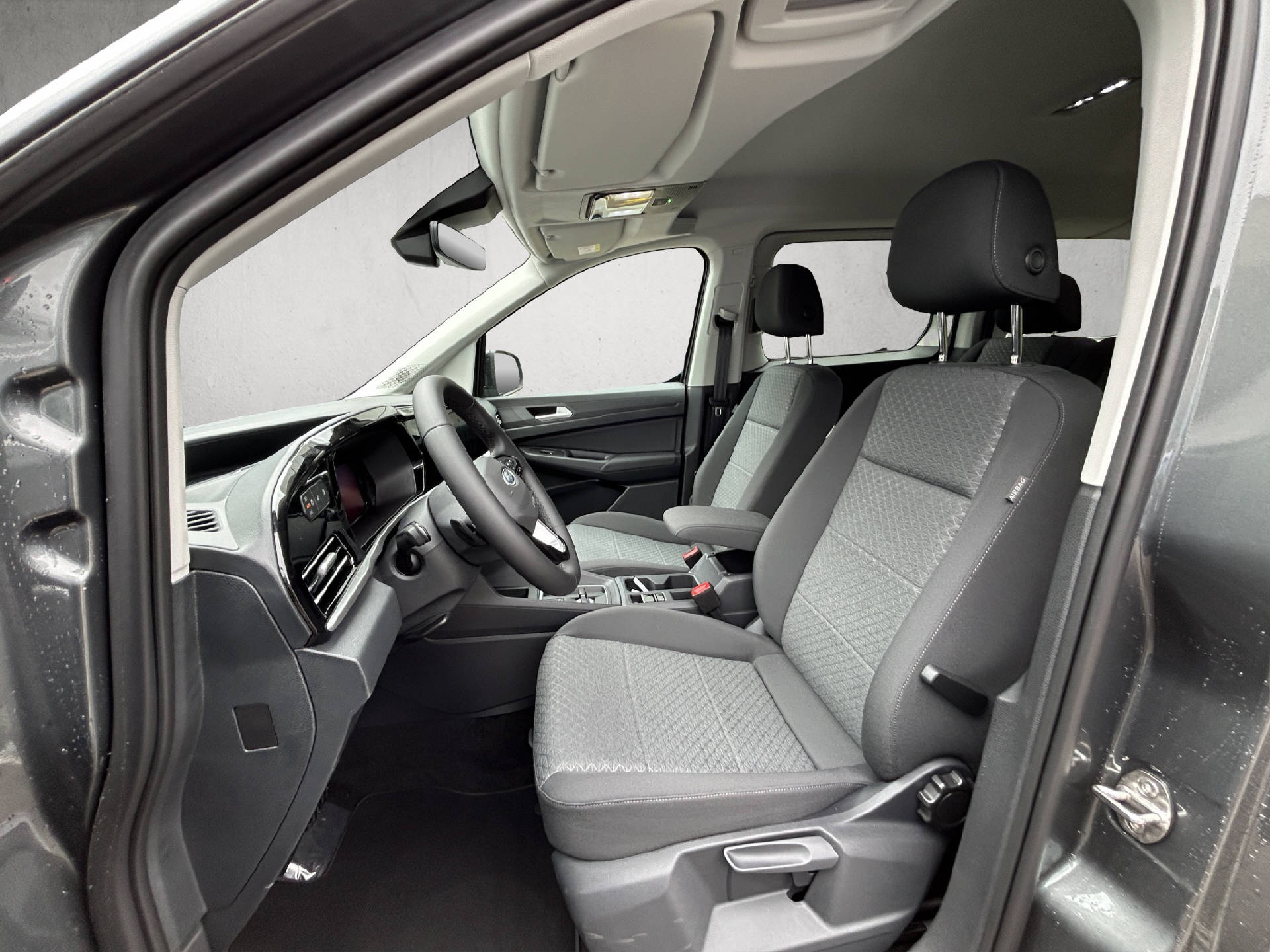 FORD TOURNEO CONNECT Grand 2.0 EcoBlue 122 Titanium-image-8