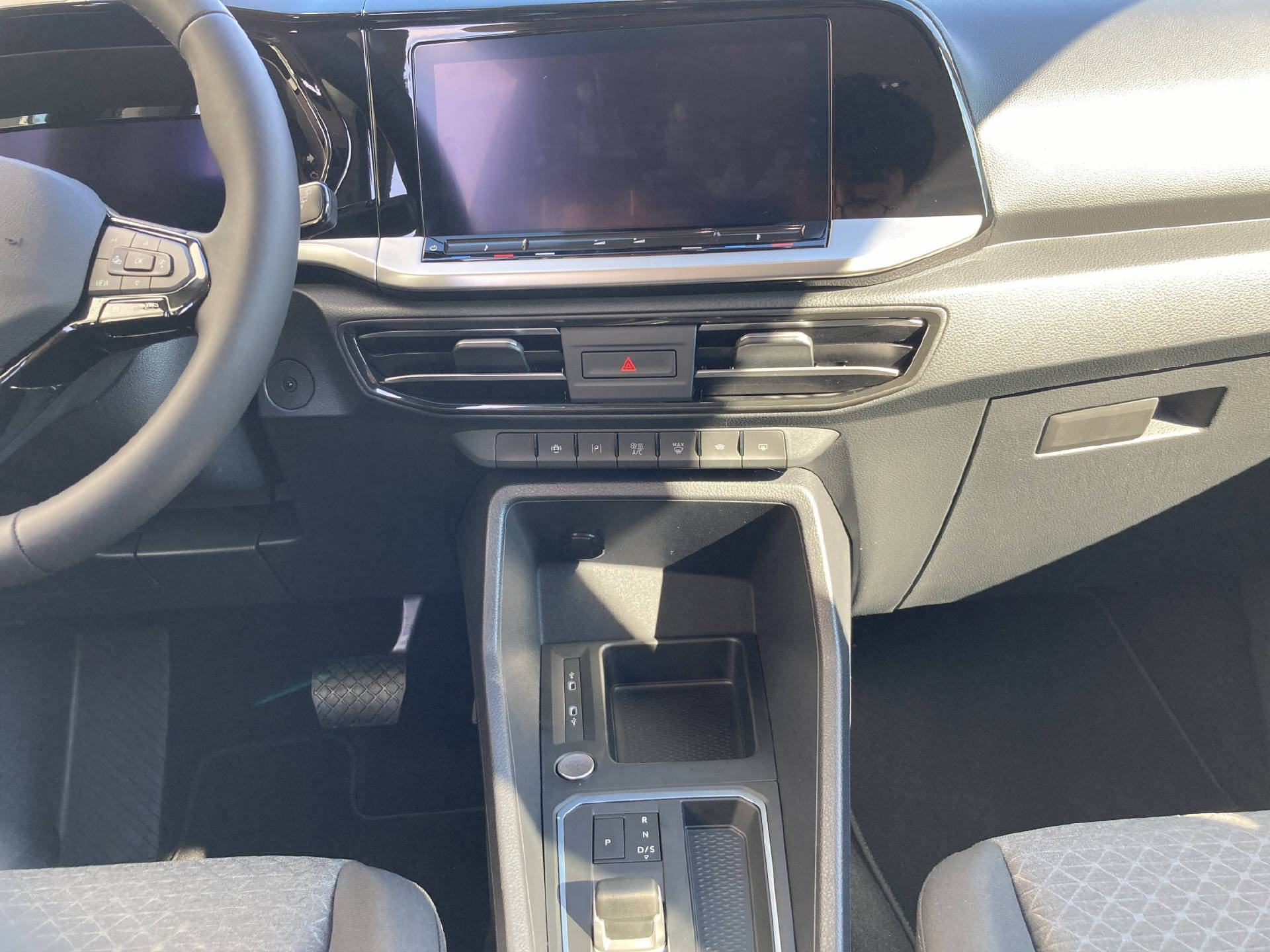 FORD TOURNEO CONNECT Grand 2.0 EcoBlue 122 Titanium-image-14