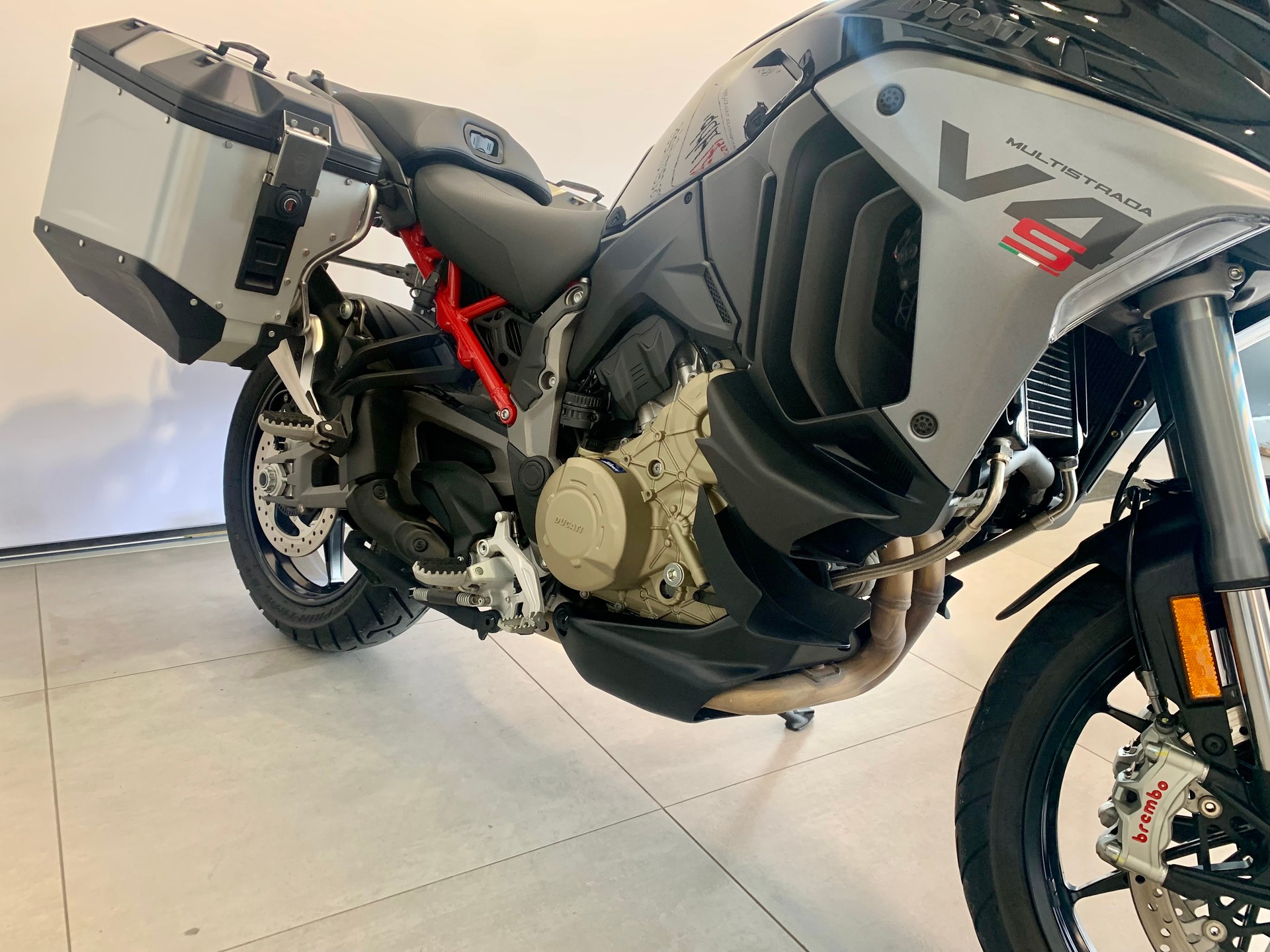 DUCATI SPORT TRAVEL RADAR-image-5