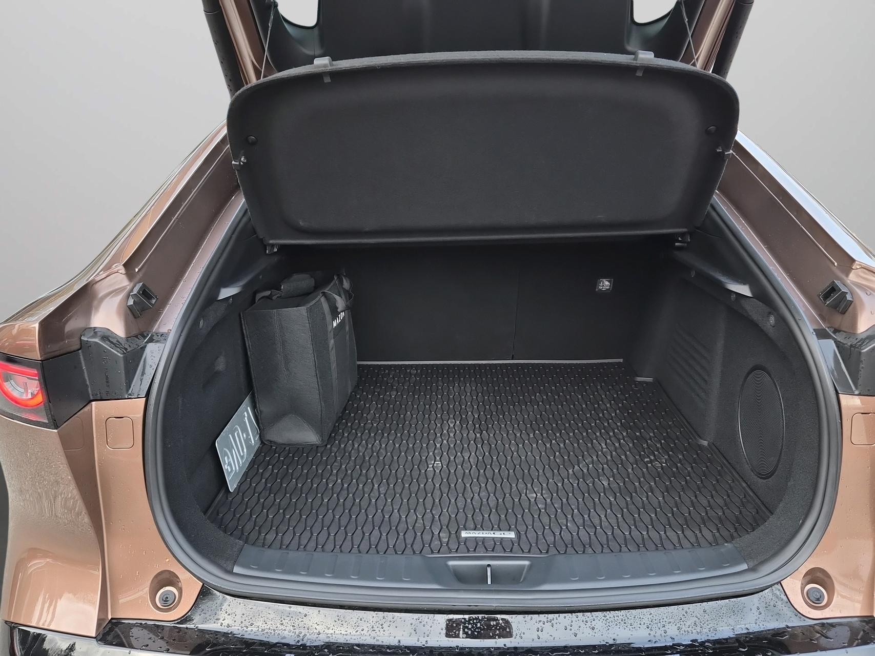 MAZDA 6e 245 80kWh Takumi Plus-image-15