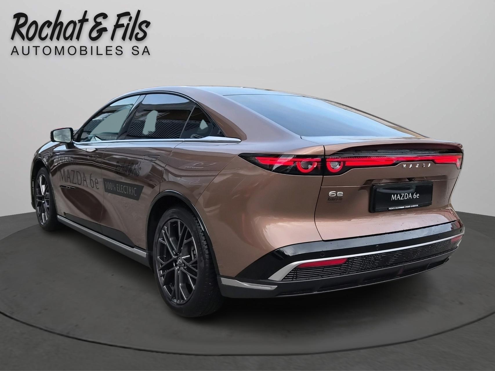 MAZDA 6e 245 80kWh Takumi Plus-showroom-element-2
