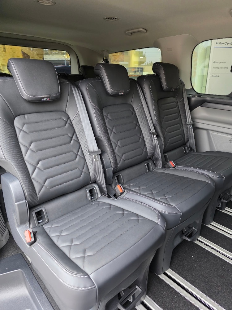 FORD Tourneo Bus 320 L1H1 Titanium Automat-image-9