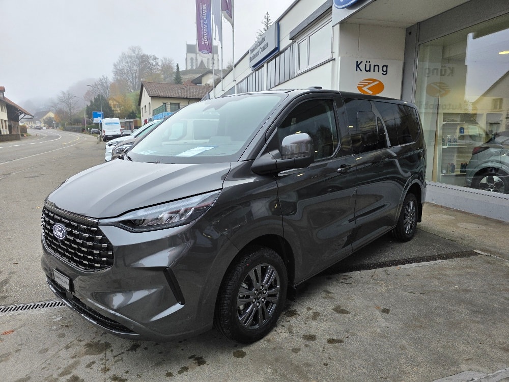 FORD Tourneo Bus 320 L1H1 Titanium Automat