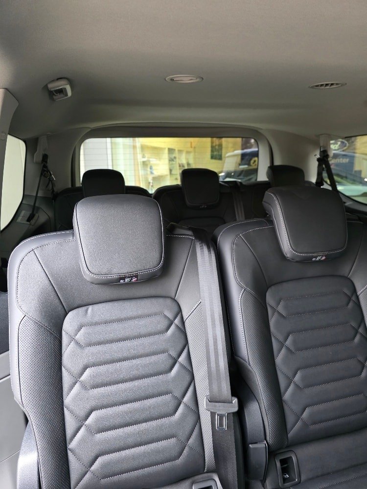 FORD Tourneo Bus 320 L1H1 Titanium Automat-image-8