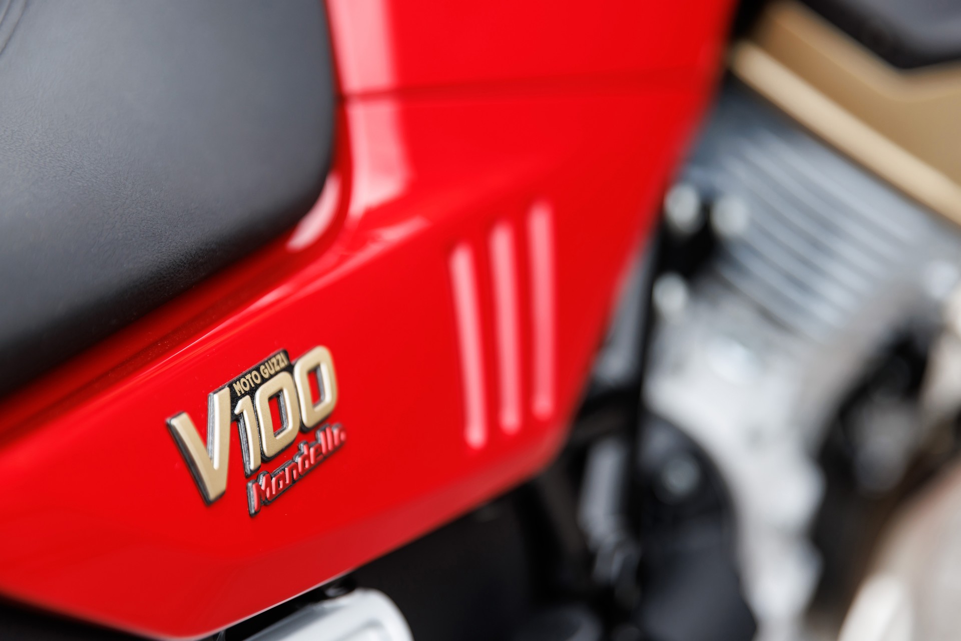 MOTO GUZZI V100 Mandello Wind Tunnel E5+-image-11