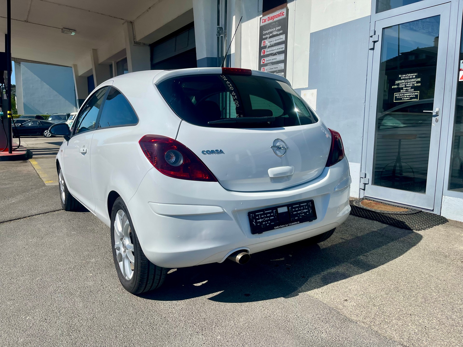OPEL Corsa D 14-showroom-element-2