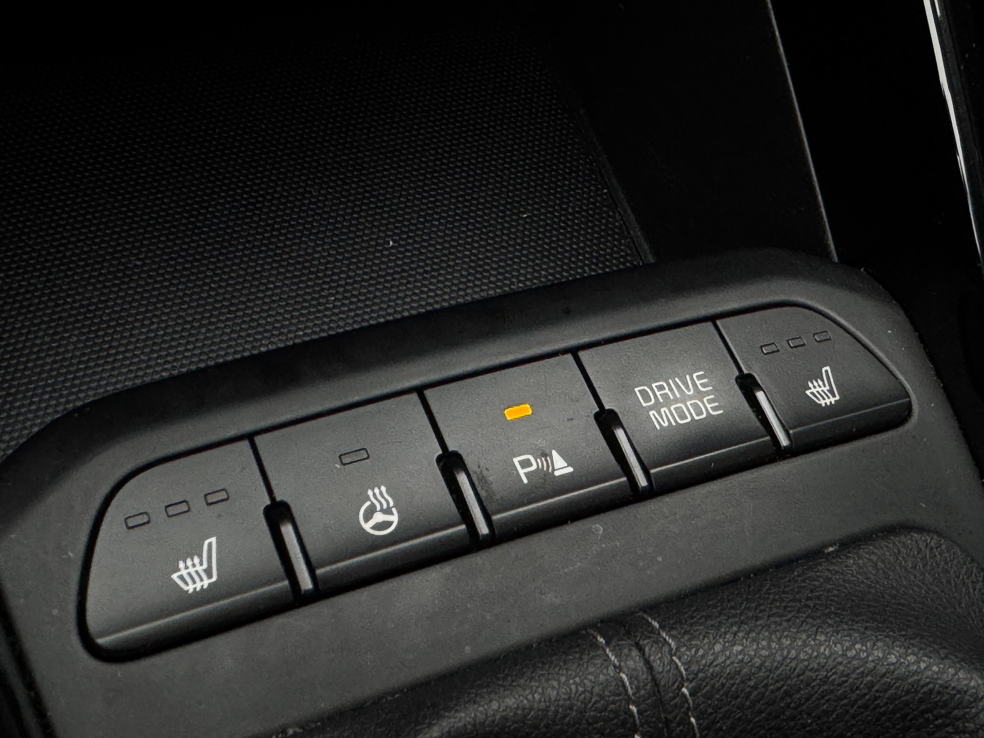 KIA Stonic 1.0 T-GDI MHEV Style iMT-image-16