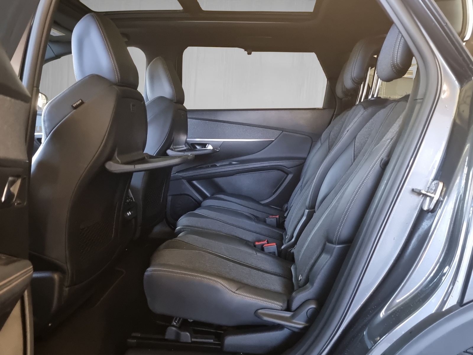 PEUGEOT 5008 1.5 BlueHDi GT Line, 7 Plätze-image-7