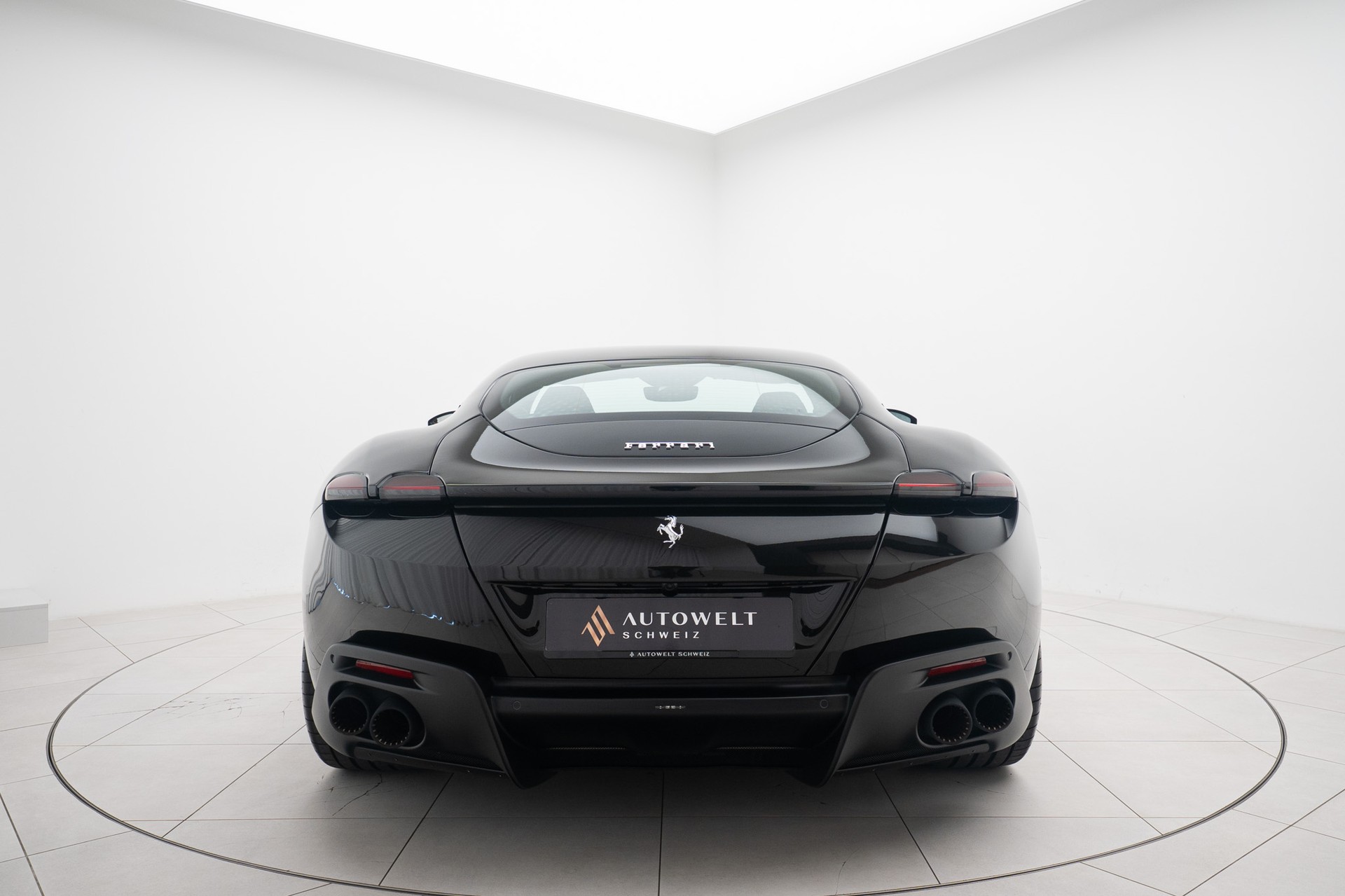 FERRARI Roma 3.9 V8 T-showroom-element-3