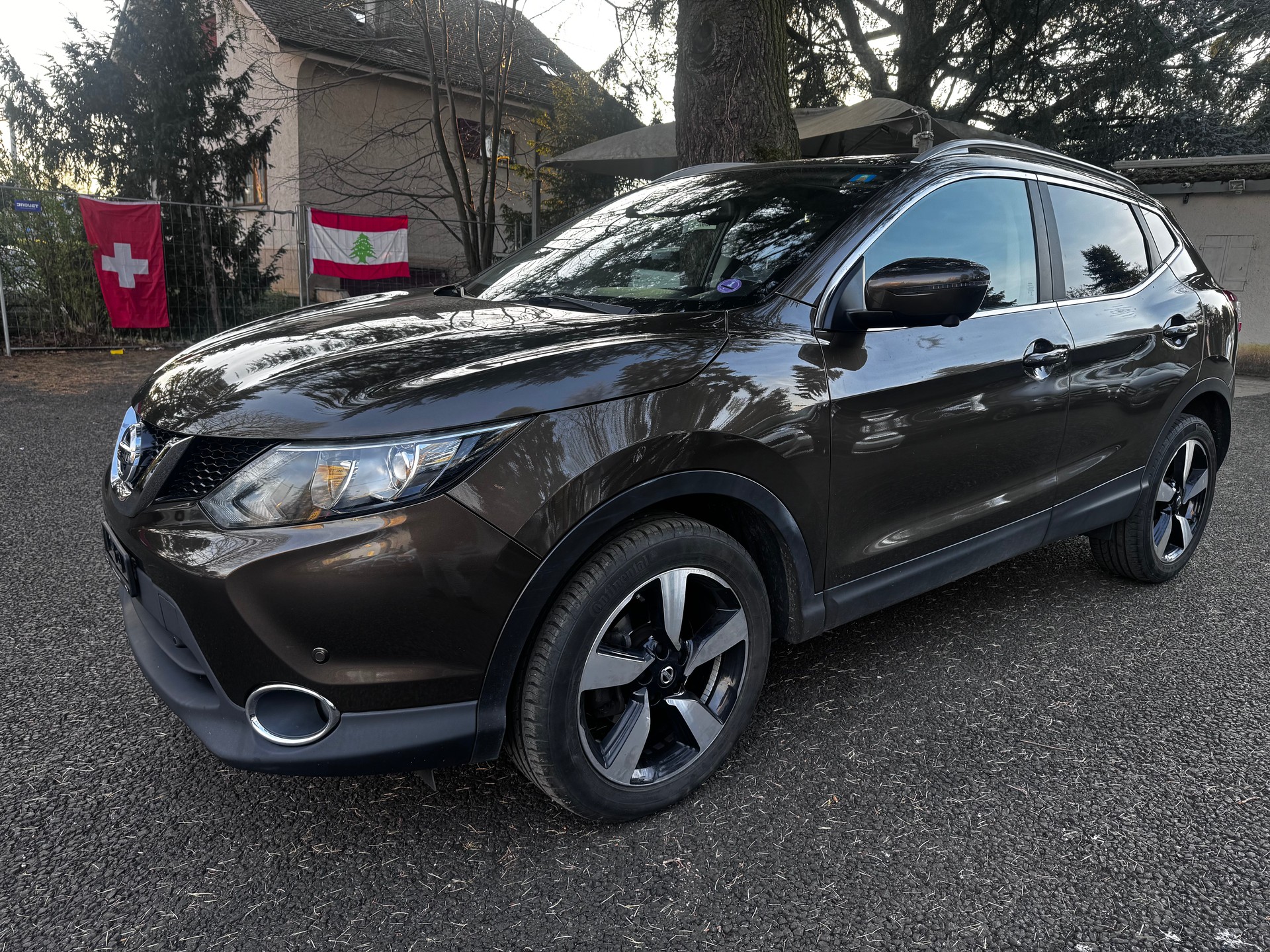 NISSAN Qashqai 1.6 DIG-T 360°-image-1