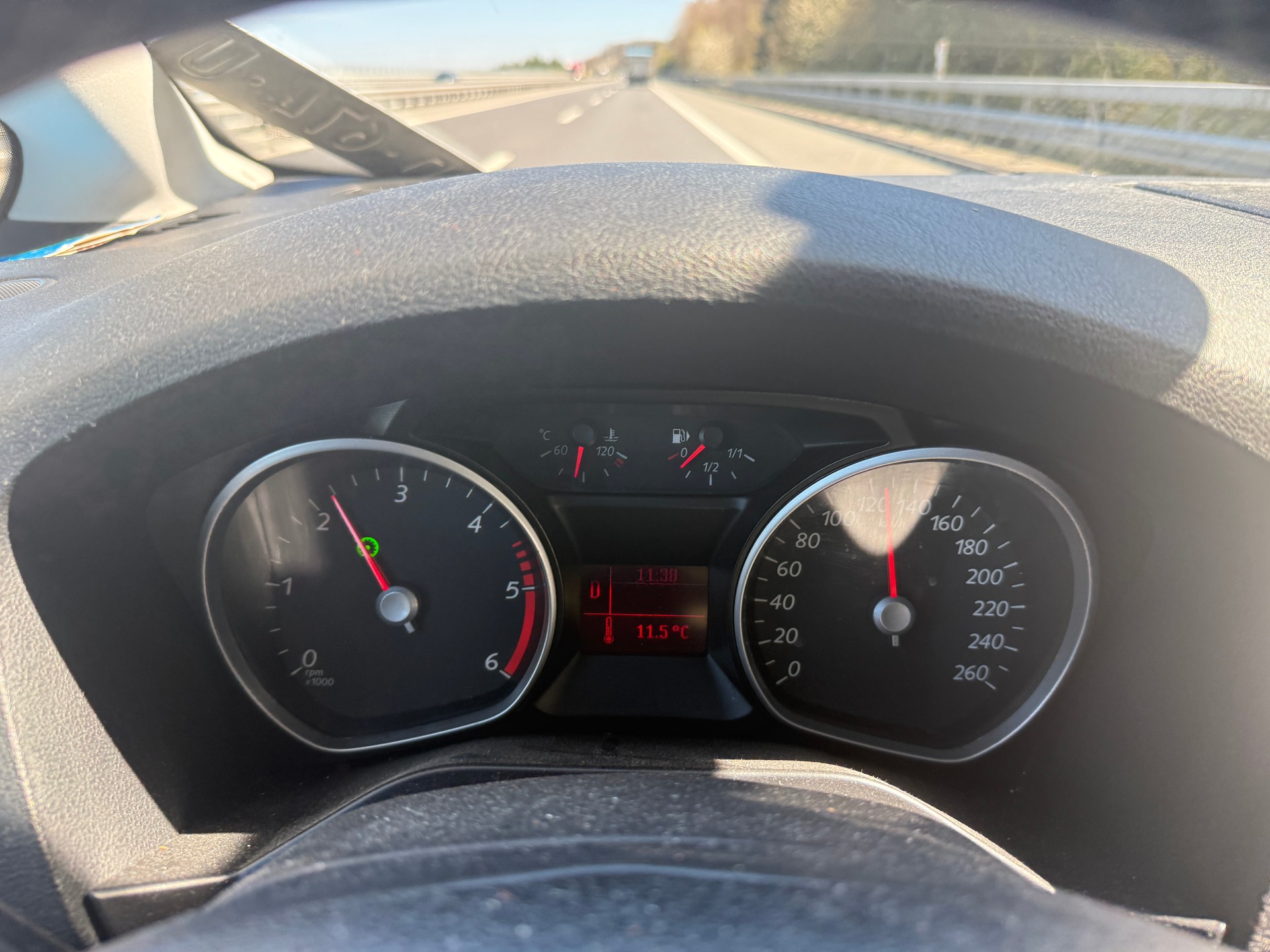 FORD Galaxy 2.0 TDCi Carving Automatic-image-9