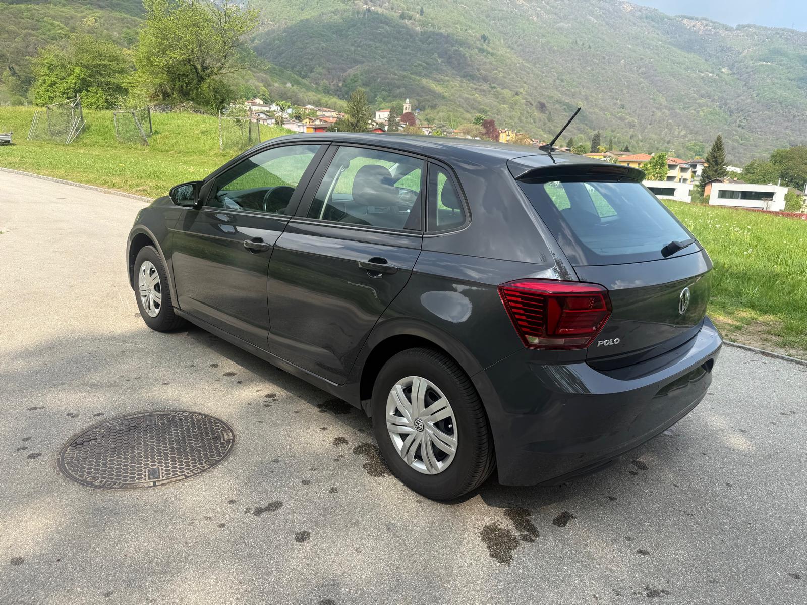 VW Polo 1.0 BMT Trendline-image-4