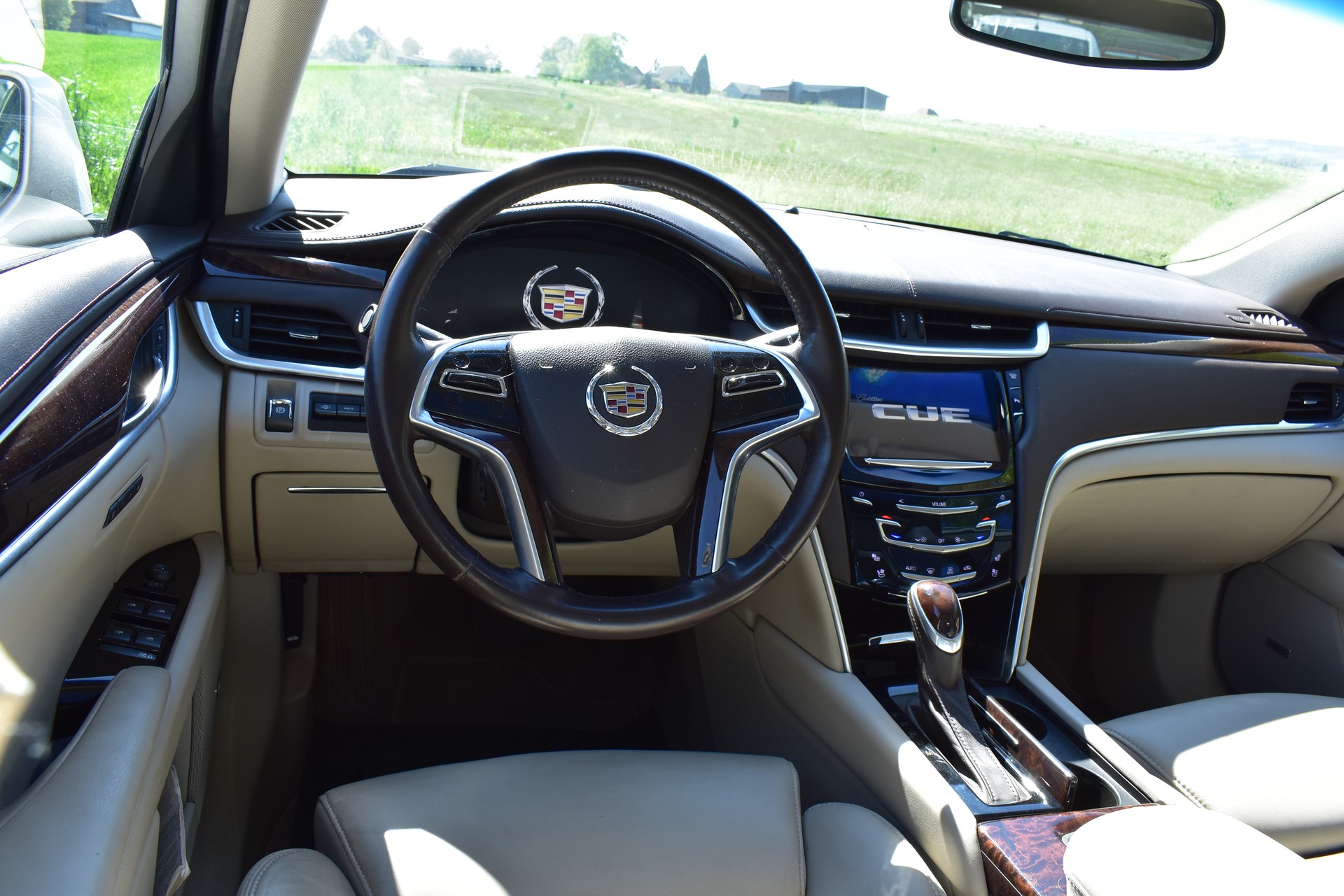 CADILLAC XTS 3.6 Premium AWD-image-9